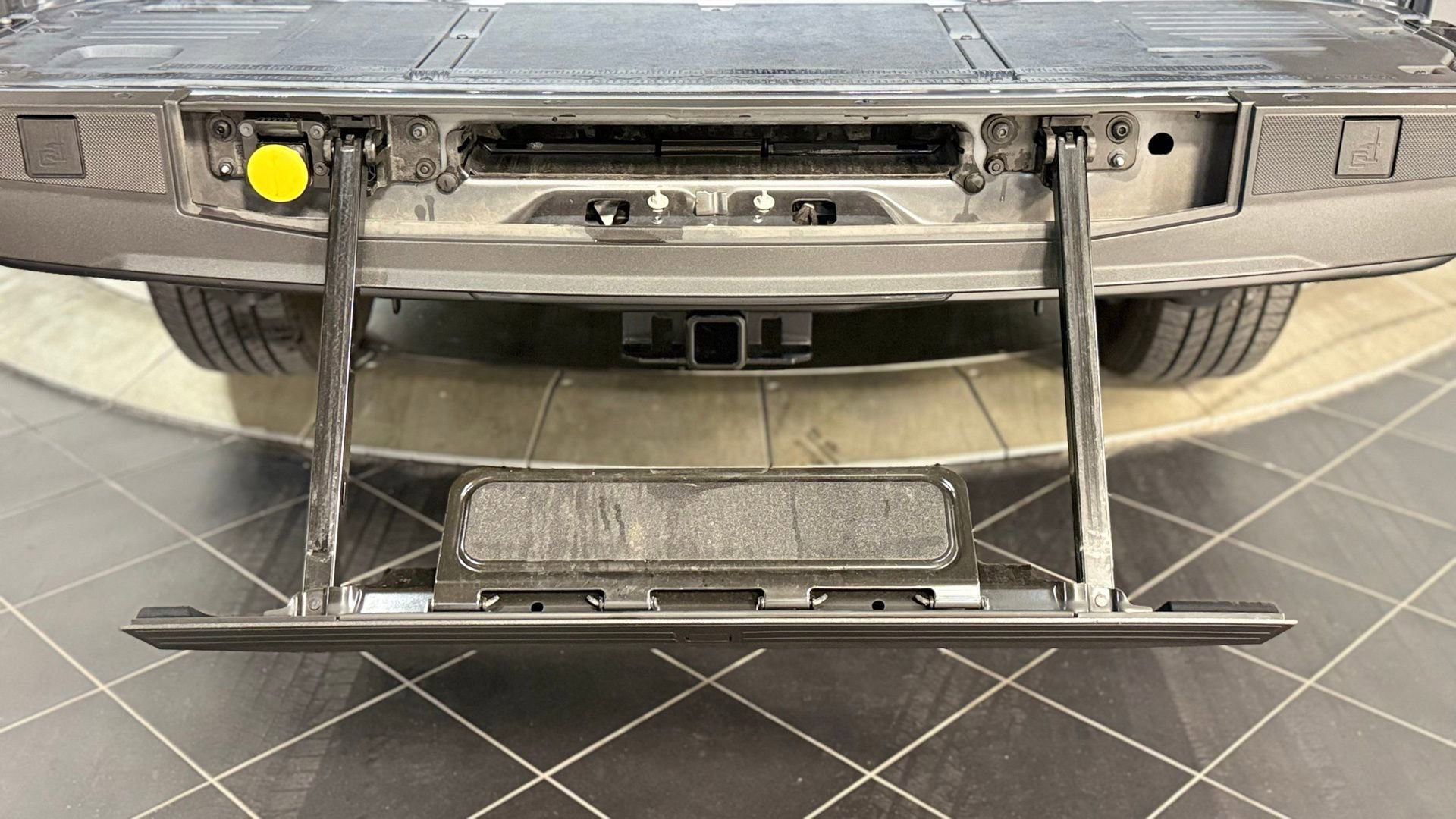 Used 2023 Ford F150 Lightning XLT w/ Equipment Group 312A High image 44