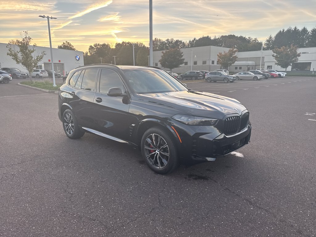 Certified 2025 BMW X5 xDrive40i w/ M Sport Package AWD/4WD image 7