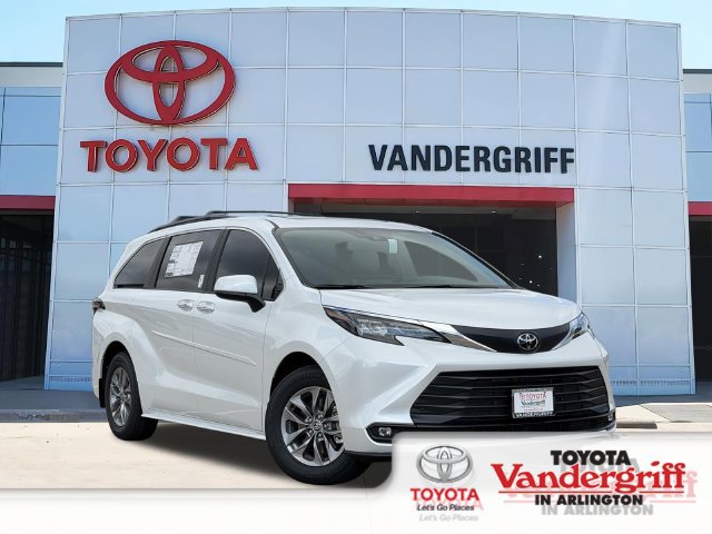 New 2026 Toyota Sienna XLE