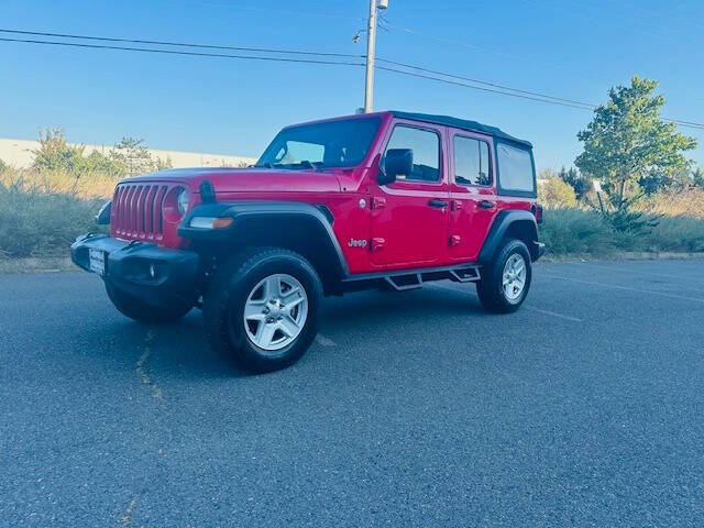 Used 2018 Jeep Wrangler Unlimited Sport image 3