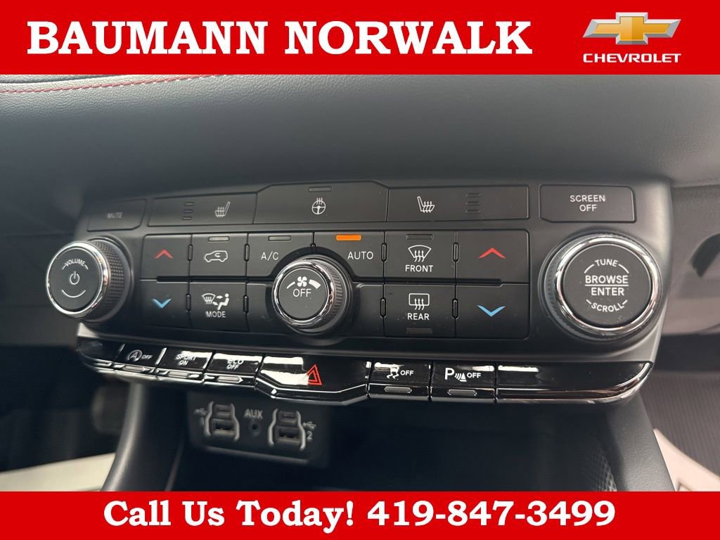 Used 2023 Dodge Durango GT w/ Blacktop Package AWD/4WD image 26