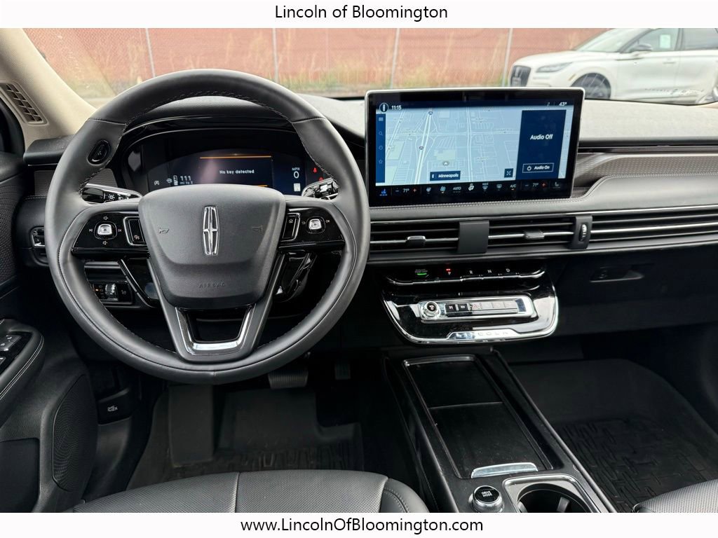 New 2025 Lincoln Corsair Reserve w/ Towing Package image 45