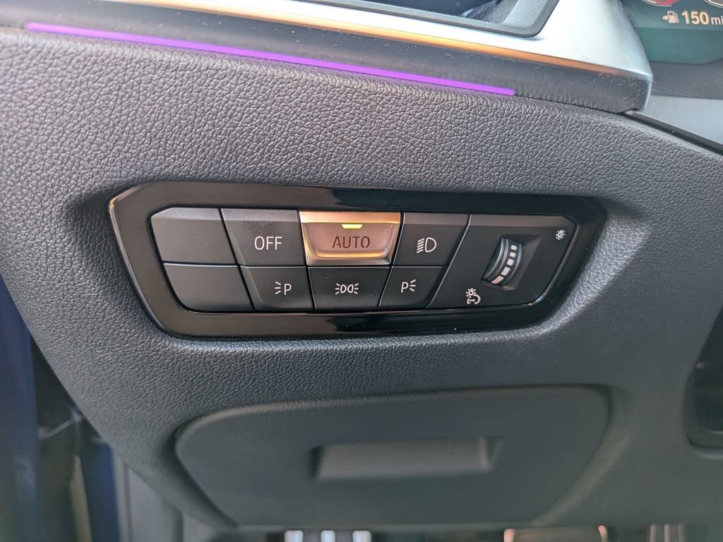 Used 2021 BMW M4 Competition w/ Parking Assistance Package RWD image 12