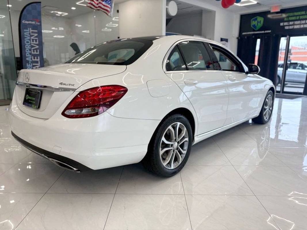 Used 2016 Mercedes-Benz C 300 4MATIC Sedan image 12