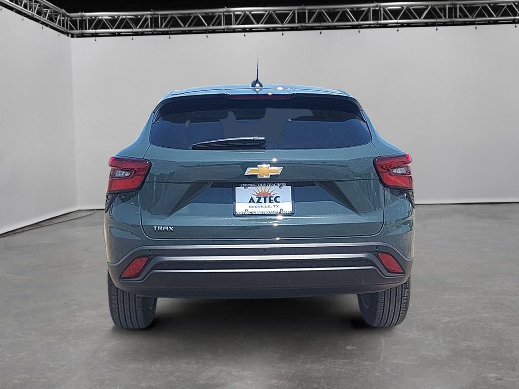 New 2026 Chevrolet Trax LS w/ LS Convenience Package FWD image 6