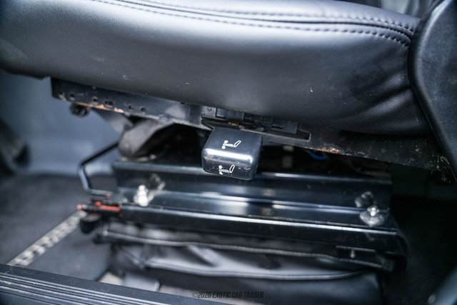 Used 2003 HUMMER H1 4-Door Open Top image 33