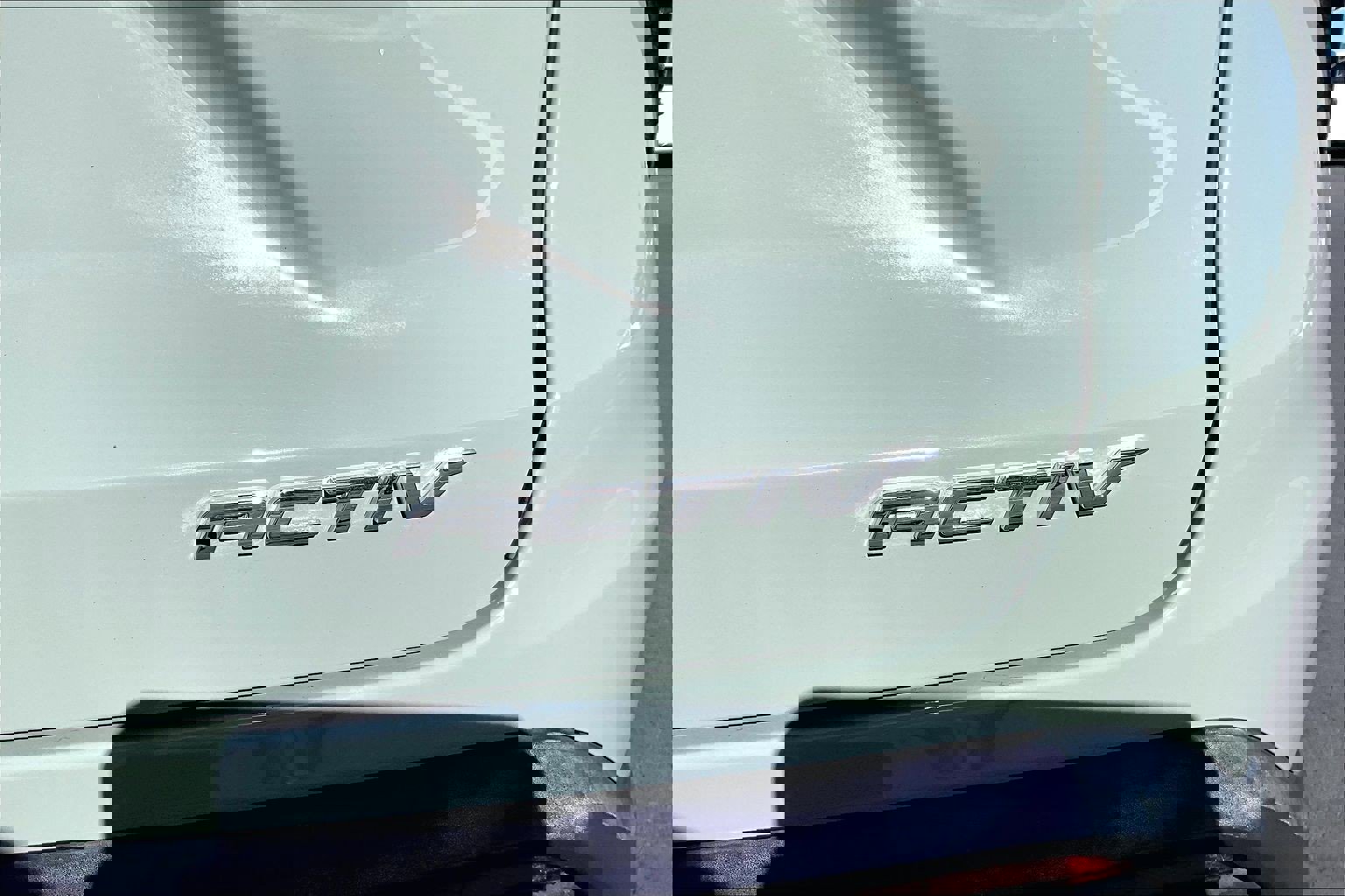 Used 2025 Chevrolet Trax ACTIV w/ Driver Confidence Package image 28