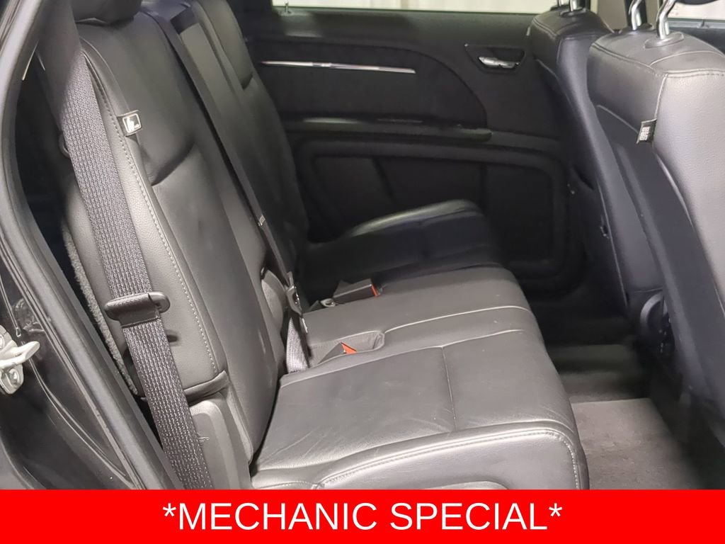Used 2010 Dodge Journey R/T w/ Navigation & Sound Group I image 27