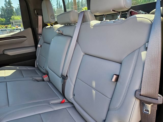 Used 2022 GMC Sierra 1500 SLT w/ SLT Premium Plus Package AWD/4WD image 6
