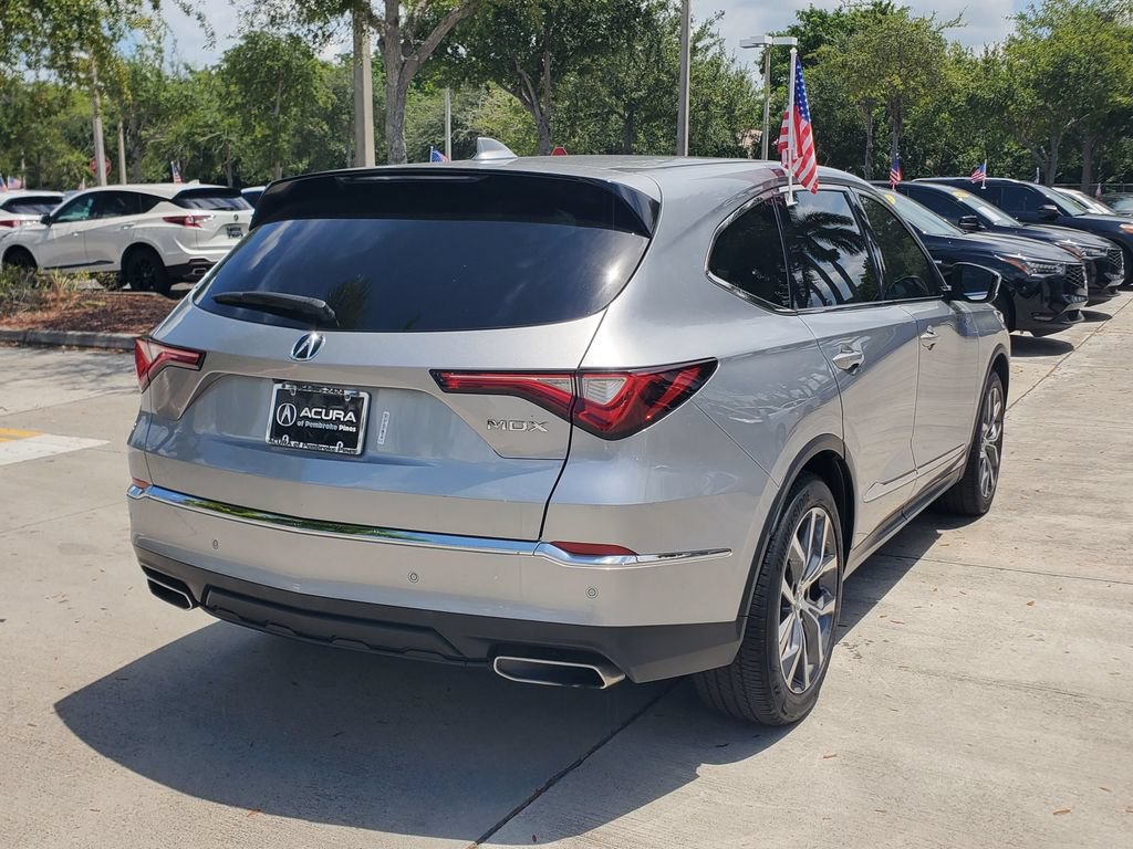 Used 2024 Acura MDX FWD w/ Technology Package image 7
