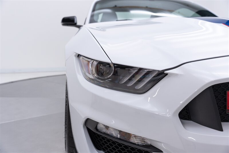 Used 2017 Ford Mustang Shelby GT350R w/ GT350R Equipment Group 920A RWD image 25