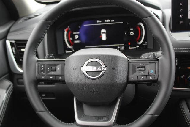 Used 2026 Nissan Rogue Platinum w/ Platinum Premium Package AWD/4WD image 13