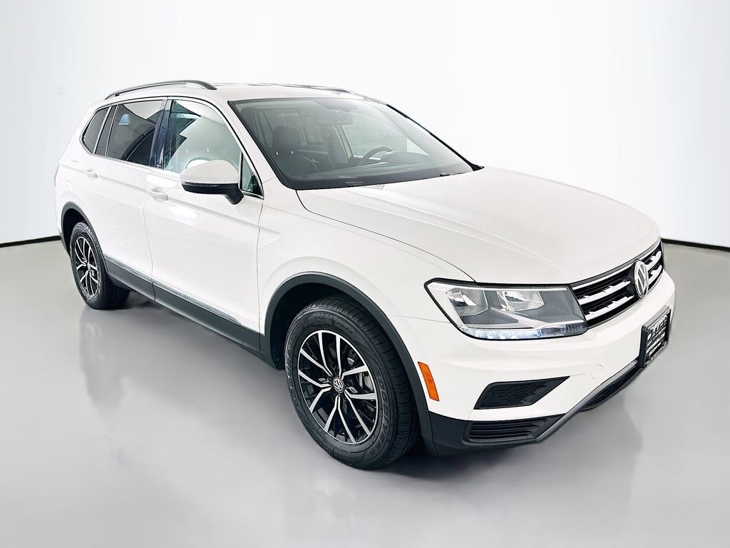 Used 2021 Volkswagen Tiguan SE image 1