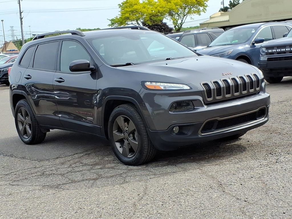 Used 2017 Jeep Cherokee 75th Anniversary AWD/4WD image 7