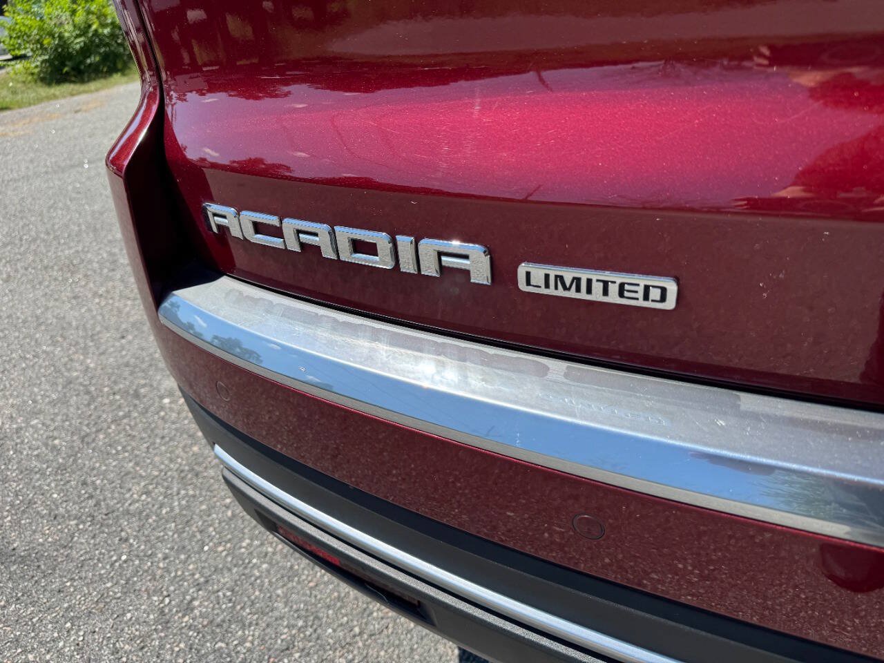 Used 2017 GMC Acadia Limited SLT AWD/4WD image 36
