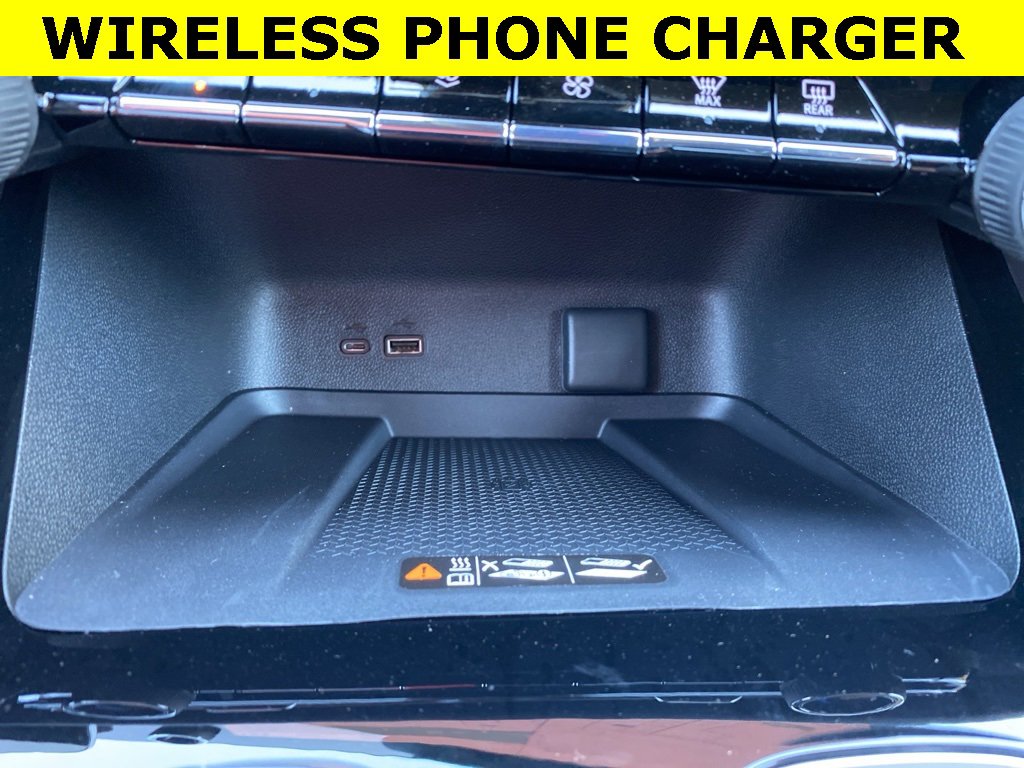 New 2026 Chevrolet Traverse LT image 14