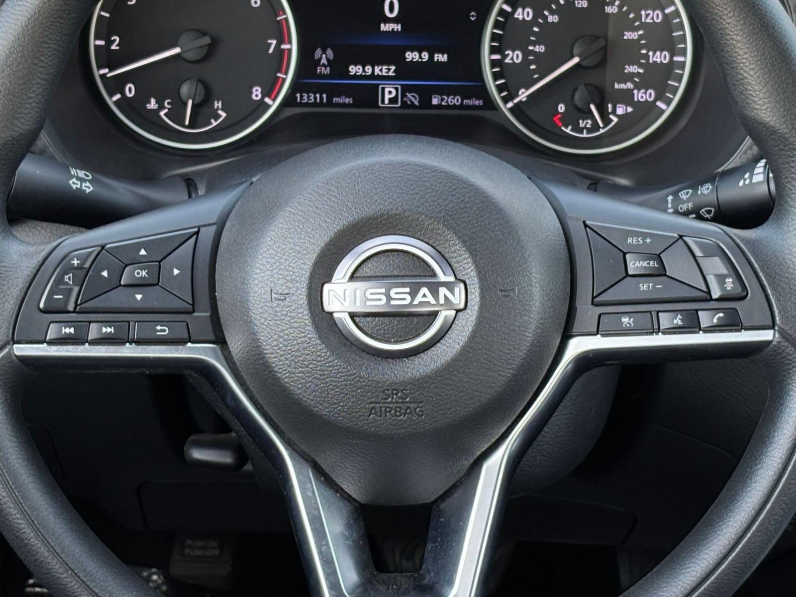 Used 2025 Nissan Sentra SV FWD image 21