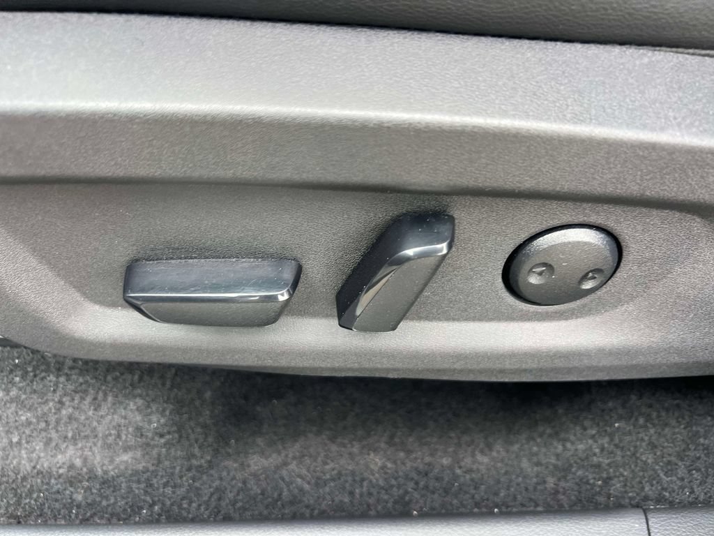 Used 2025 Nissan Murano SL AWD/4WD image 19
