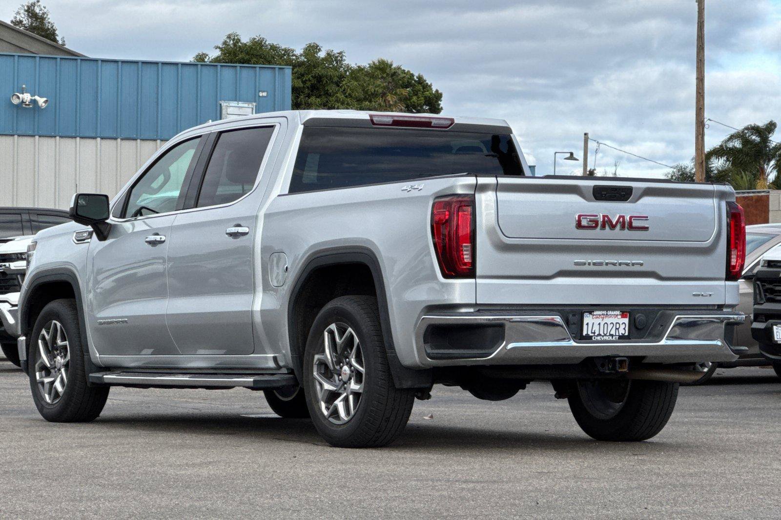 Used 2022 GMC Sierra 1500 SLT w/ SLT Convenience Package image 8