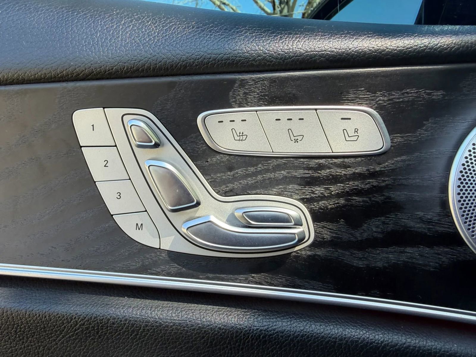 Used 2017 Mercedes-Benz E 300 image 20