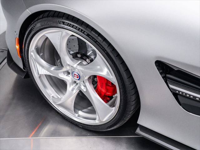 Used 2025 Aston Martin Vanquish RWD image 44
