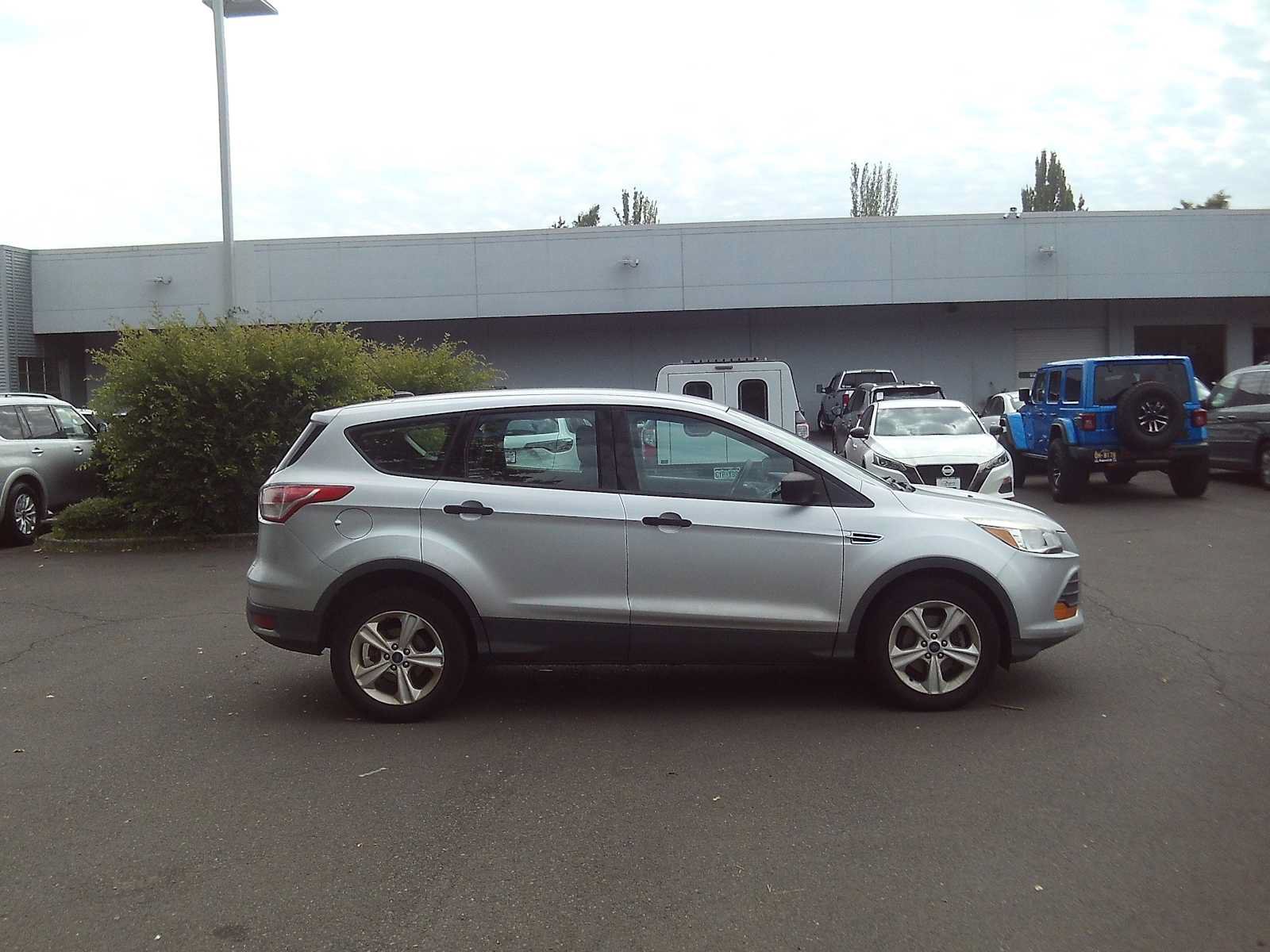 Used 2014 Ford Escape S FWD image 6