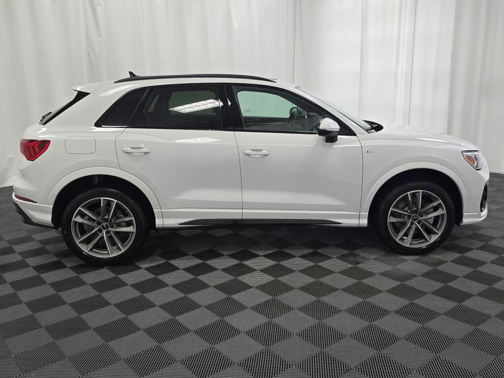 New 2025 Audi Q3 2.0T Premium image 7