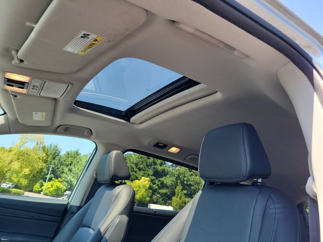 Certified 2025 Honda Odyssey EX-L image 15