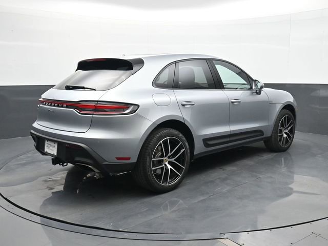 Used 2025 Porsche Macan image 22
