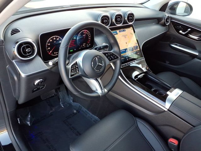 Used 2025 Mercedes-Benz GLC 350e 4MATIC image 14
