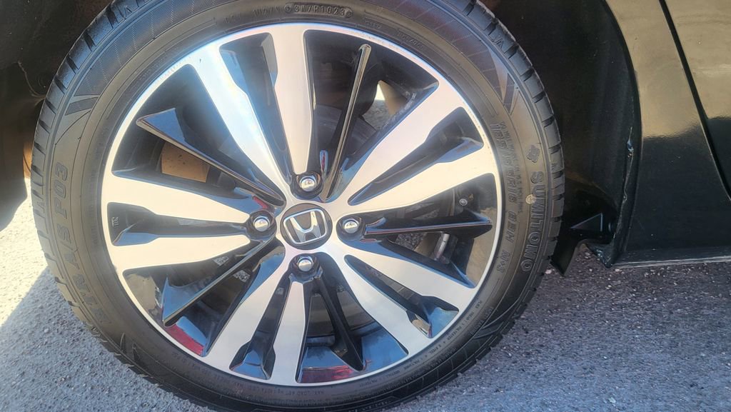 Used 2018 Honda Fit EX-L image 13