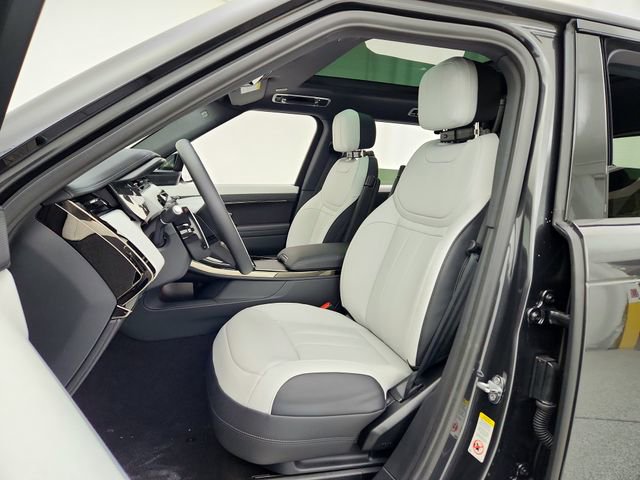 New 2026 Land Rover Range Rover Sport Dynamic SE image 16