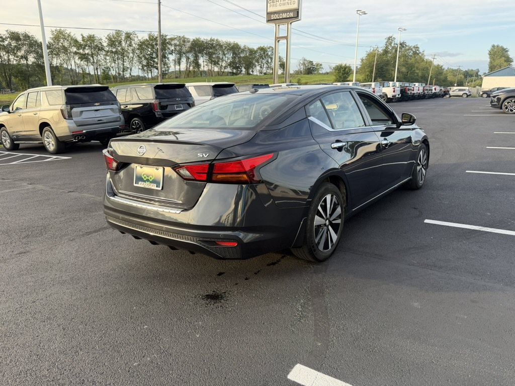 Used 2022 Nissan Altima 2.5 SV FWD image 6