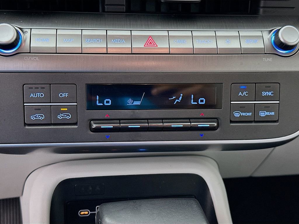 Used 2024 Hyundai Kona SEL image 15