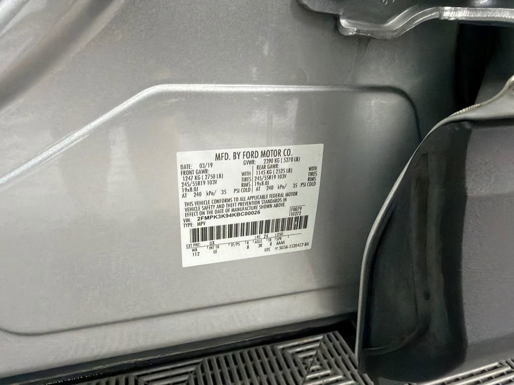 Used 2019 Ford Edge Titanium image 33