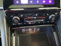 New 2026 Jeep Grand Cherokee Laredo X image 15