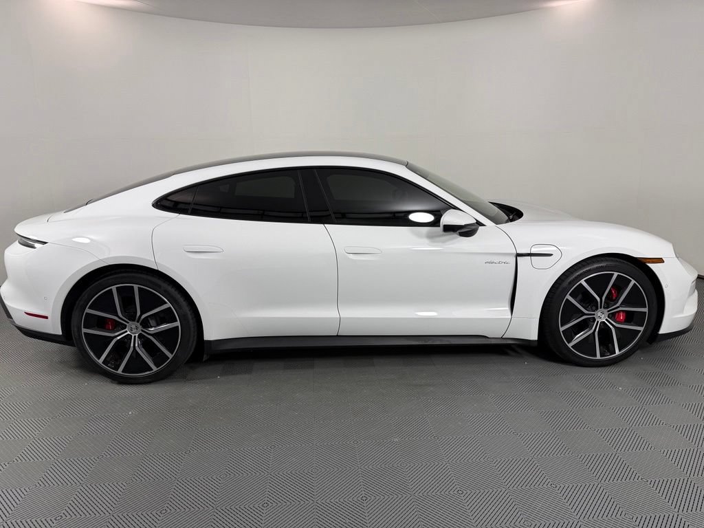 Certified 2025 Porsche Taycan 4S AWD/4WD image 6