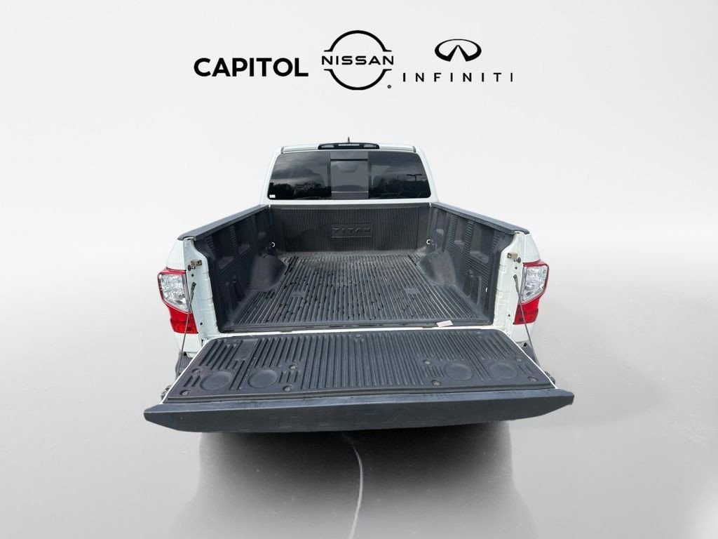 Used 2024 Nissan Titan SV w/ Accessory Utility Package image 11