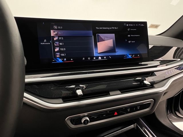 Certified 2025 BMW X5 xDrive50e w/ M Sport Package AWD/4WD image 20