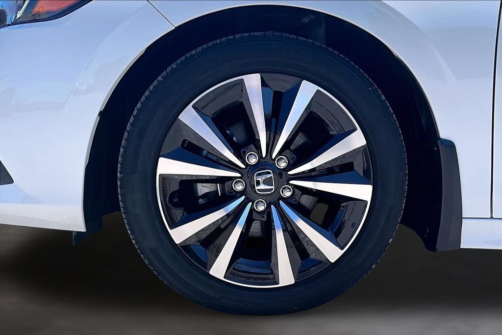 Certified 2024 Honda Civic EX image 32