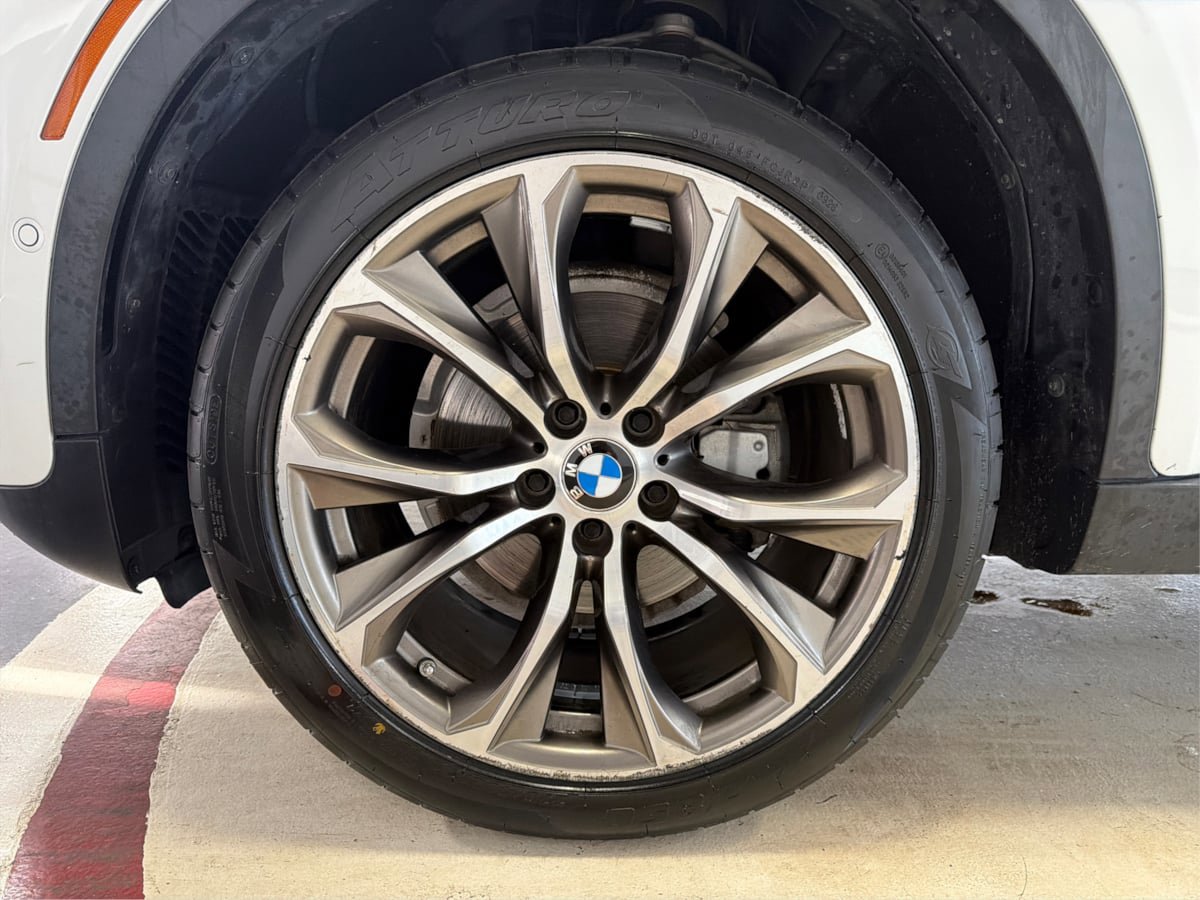 Used 2019 BMW X6 xDrive35i w/ Convenience Package AWD/4WD image 13