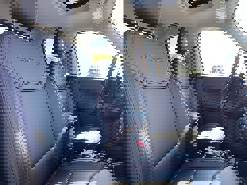 New 2025 Ford Maverick Lariat w/ Black Appearance Package image 34