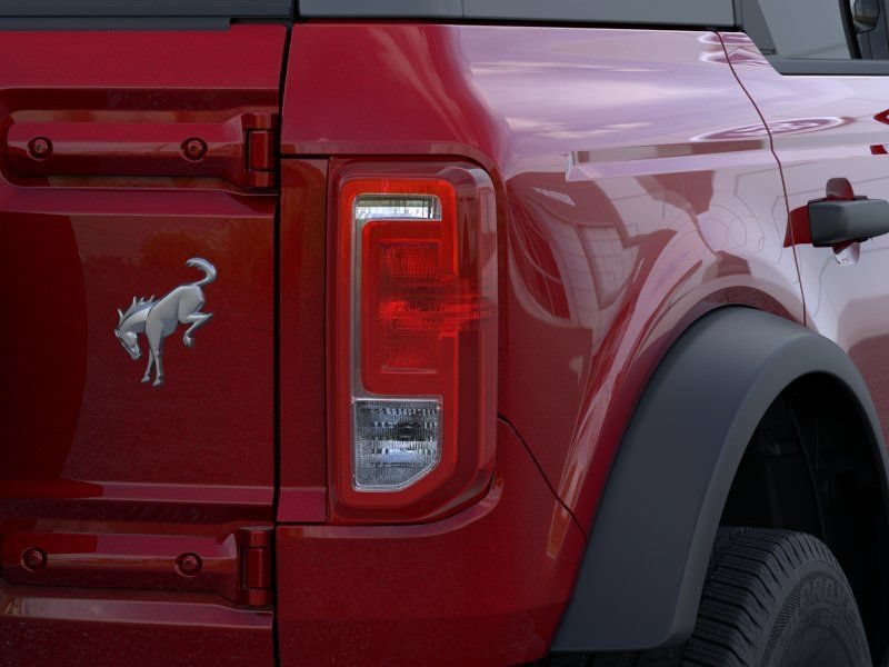 New 2025 Ford Bronco 4-Door AWD/4WD image 25