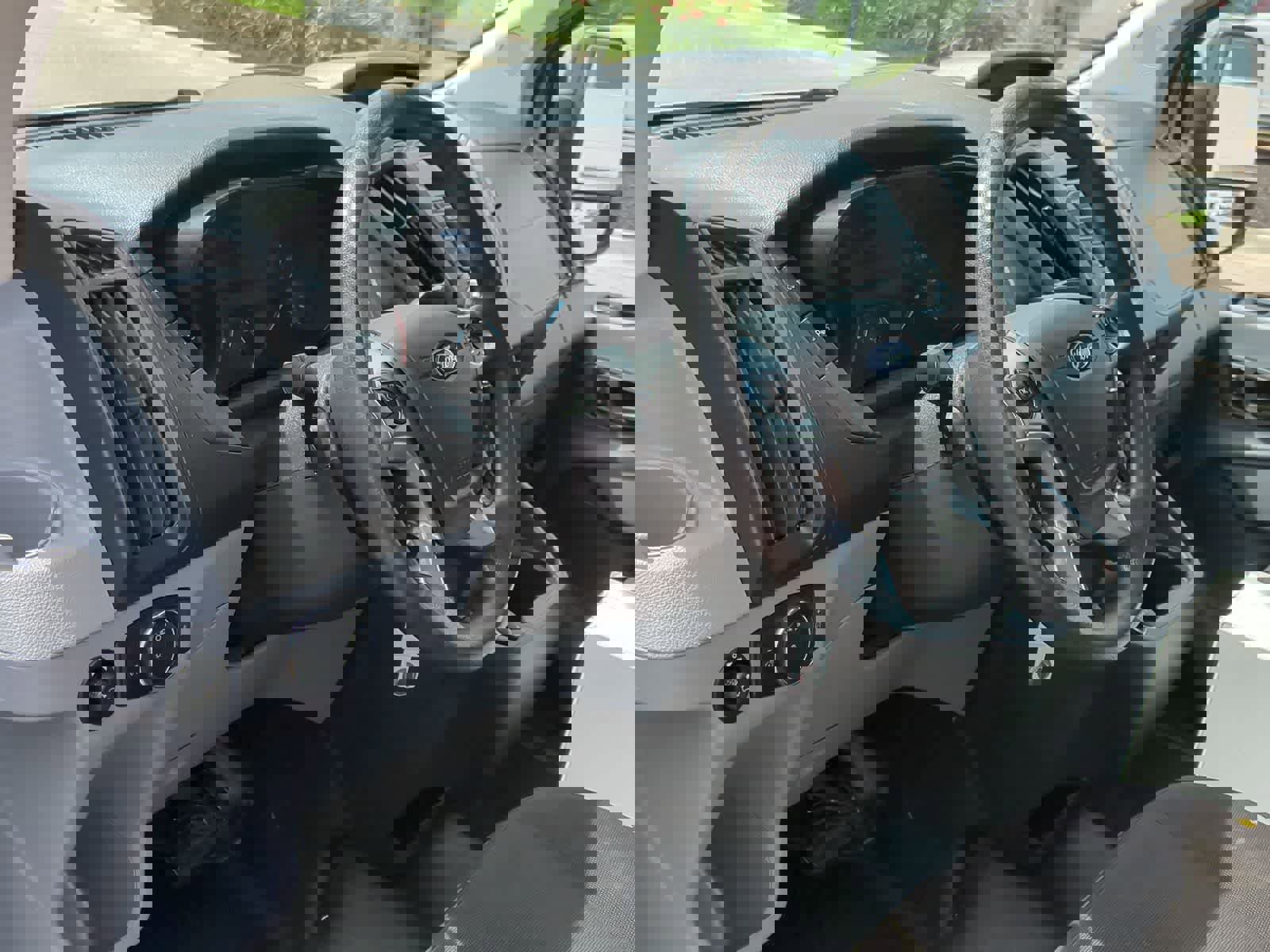 Used 2018 Ford Transit 150 130 Low Roof w/ Exterior Upgrade Package image 10