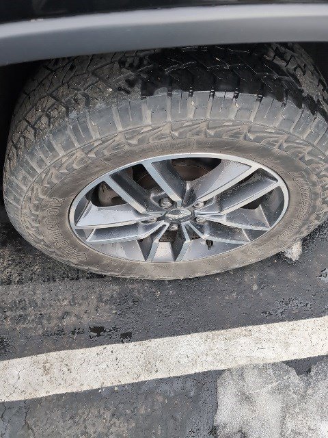 Used 2018 Jeep Grand Cherokee Laredo image 7