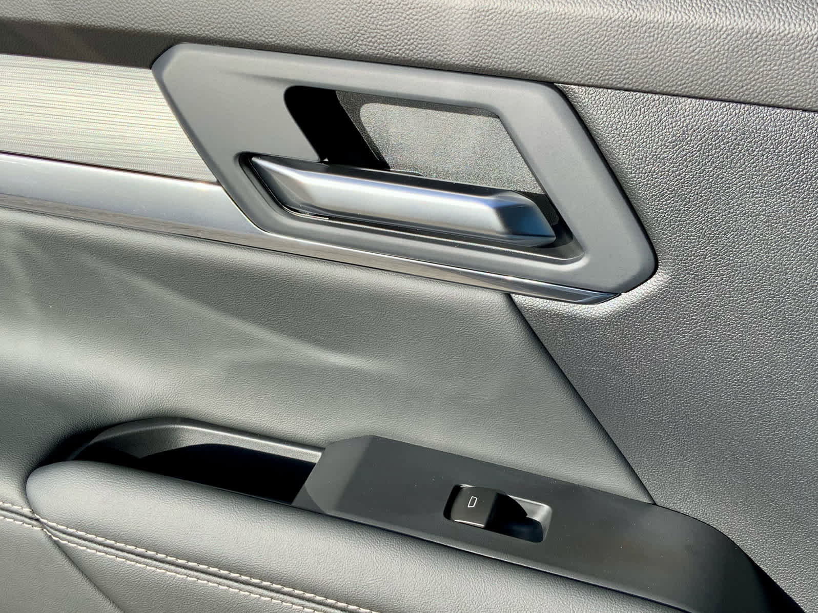 New 2026 GMC Terrain Elevation image 51