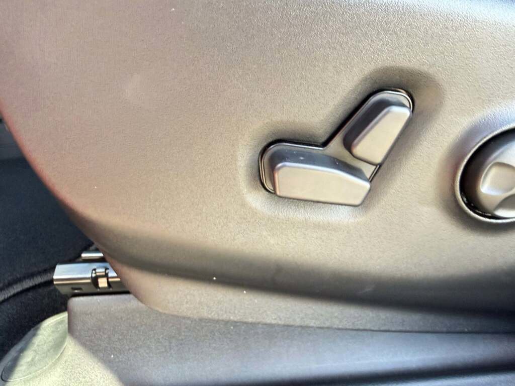 New 2026 Chrysler Pacifica Select image 29