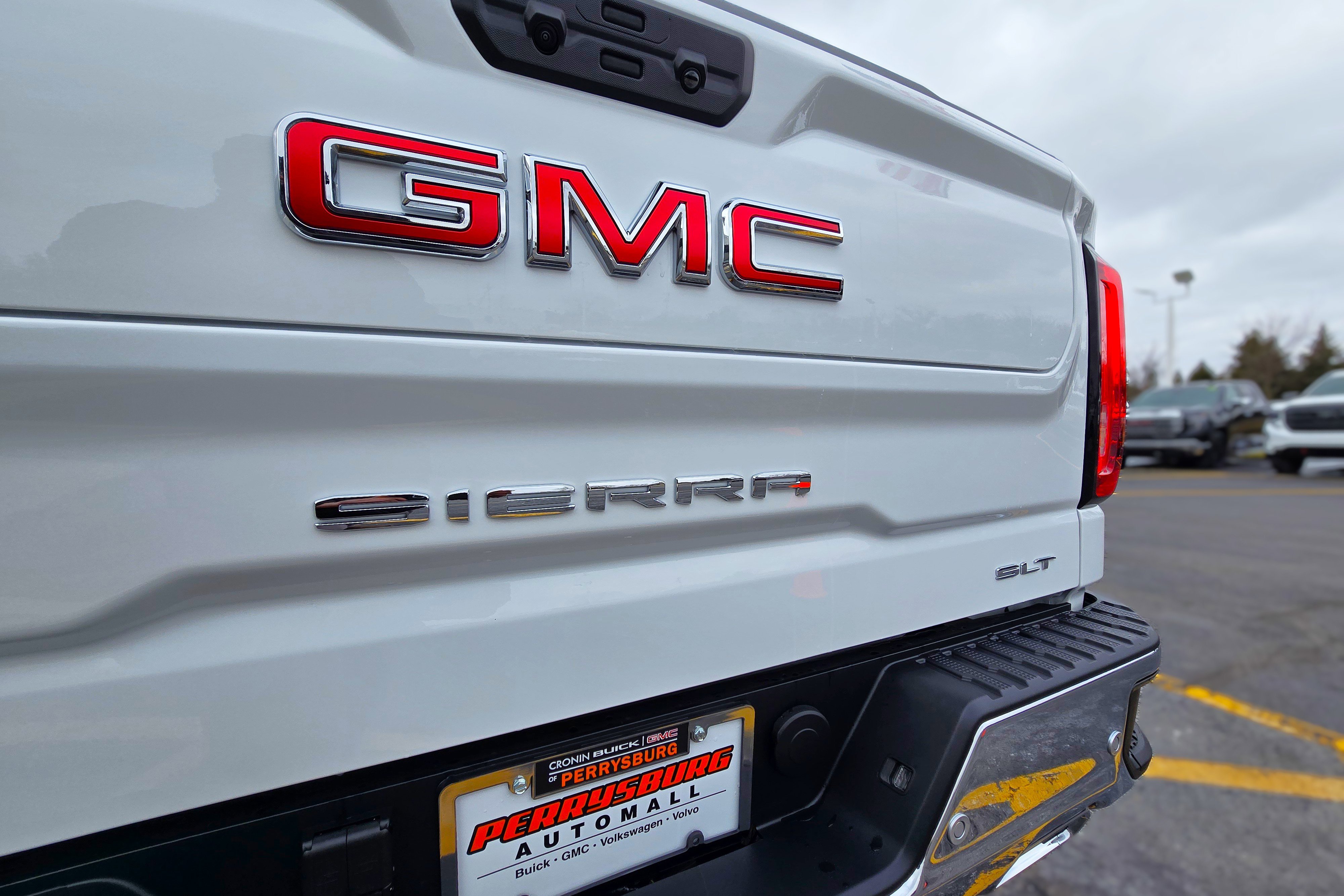 New 2026 GMC Sierra 1500 SLT w/ SLT Premium Plus Package image 42