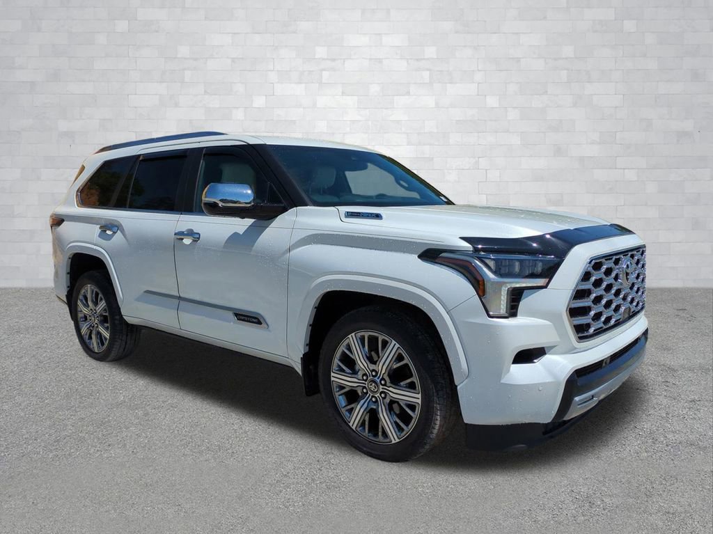 Used 2025 Toyota Sequoia Capstone image 2