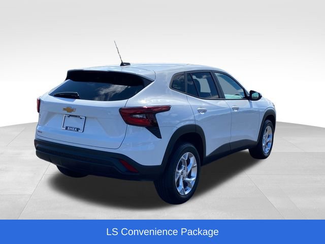 Certified 2024 Chevrolet Trax LS w/ LS Convenience Package FWD image 3